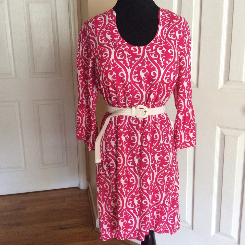 Escapada Sheath Dress with custom made earrings! - Picture 13 of 13